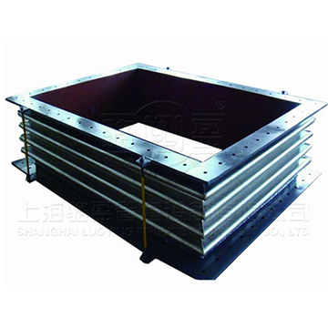 矩形<a href=http://m.izacollection.com target=_blank class=infotextkey>波紋補(bǔ)償器</a>2.jpg