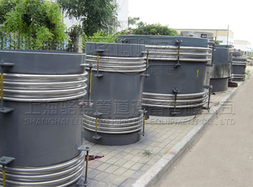 陜西省漢中市鎮(zhèn)巴縣小拉桿橫向波紋套筒<a href=http://m.izacollection.com target=_blank class=infotextkey>補(bǔ)償器</a>